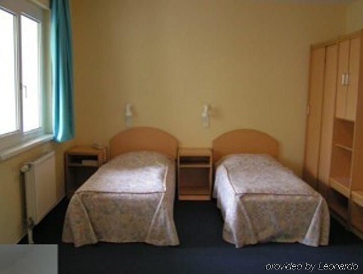 Romai Budapeste Quarto foto